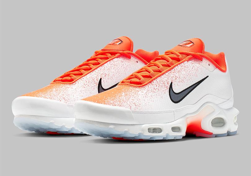 nike-air-max-plus-CI7701-800-1