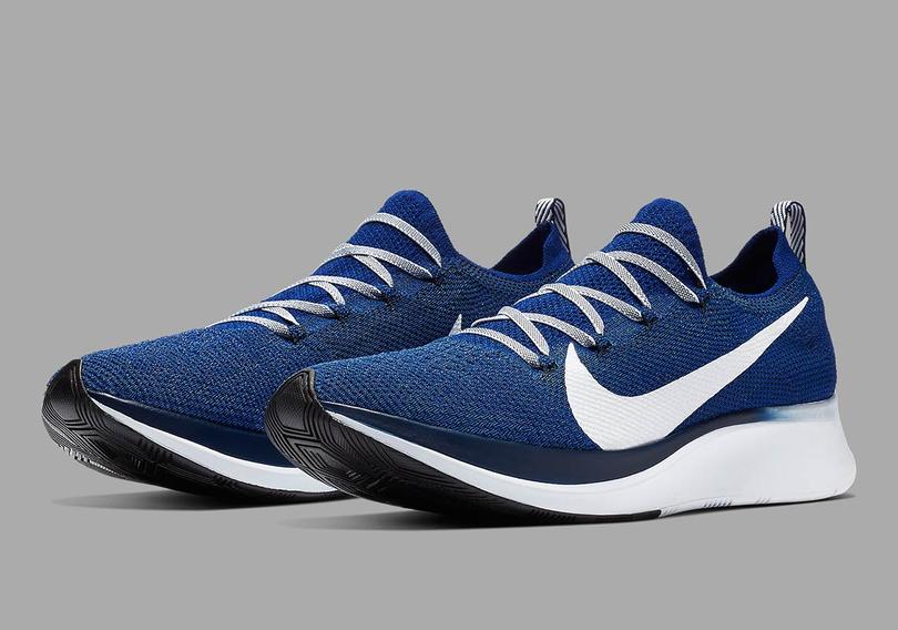 nike-zoom-fly-flyknit-ar4561-400-5