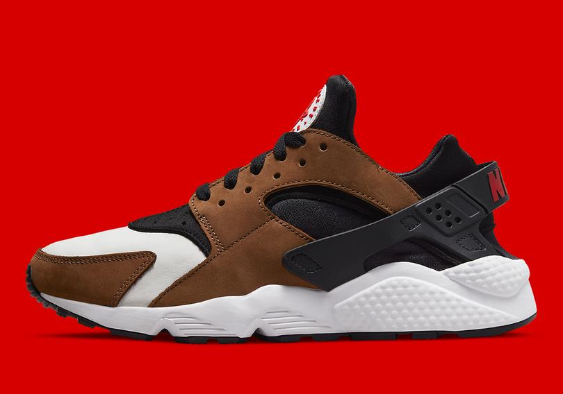 nike-air-huarache-le-black-bison-white-university-red-DH8143-001-9