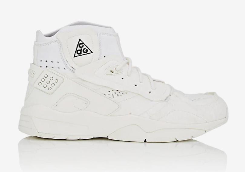 comme-des-garcons-nike-air-mowabb-1