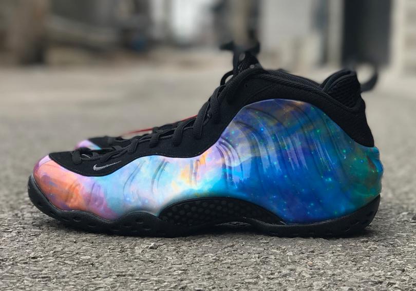 nike-air-foamposite-one-alternate-galaxy-february-2018-release-2