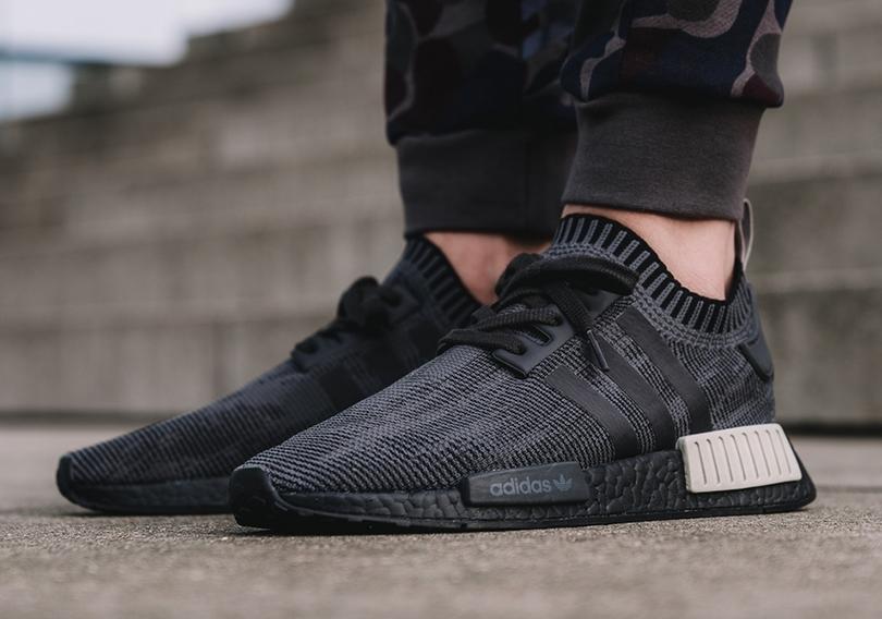 adidas-nmd-r1-primeknit-pitch-black-foot-locker-eu