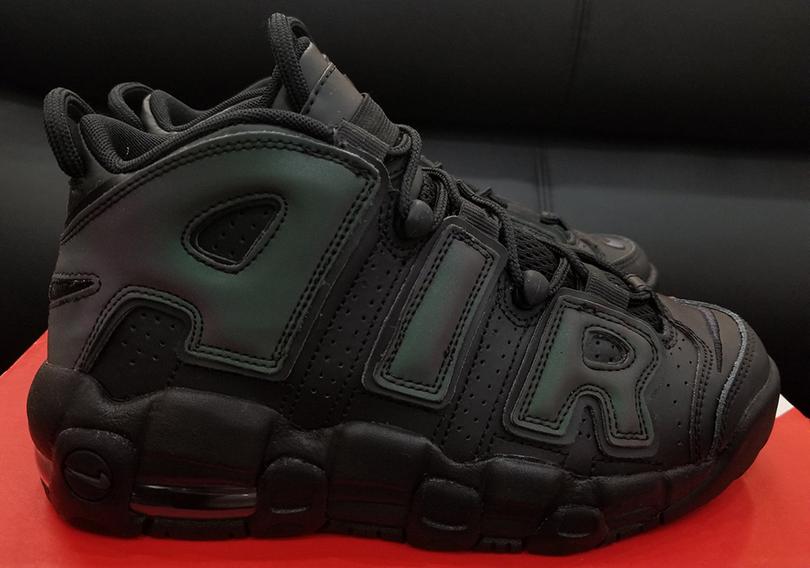 nike-air-more-uptempo-reflective-gs-1