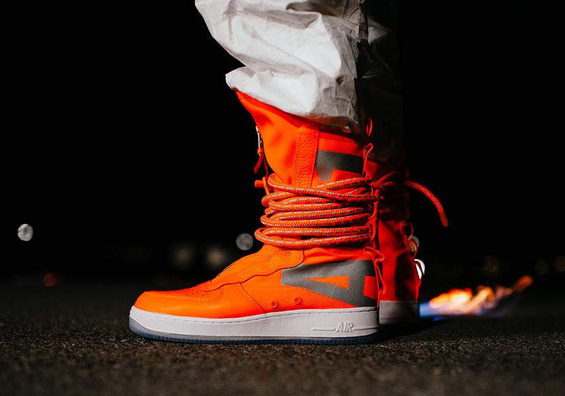 nike-sf-af-1-high-total-orange