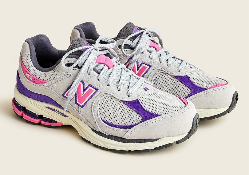 new-balance-2002-r-jcrew-grey-purple-pink-1