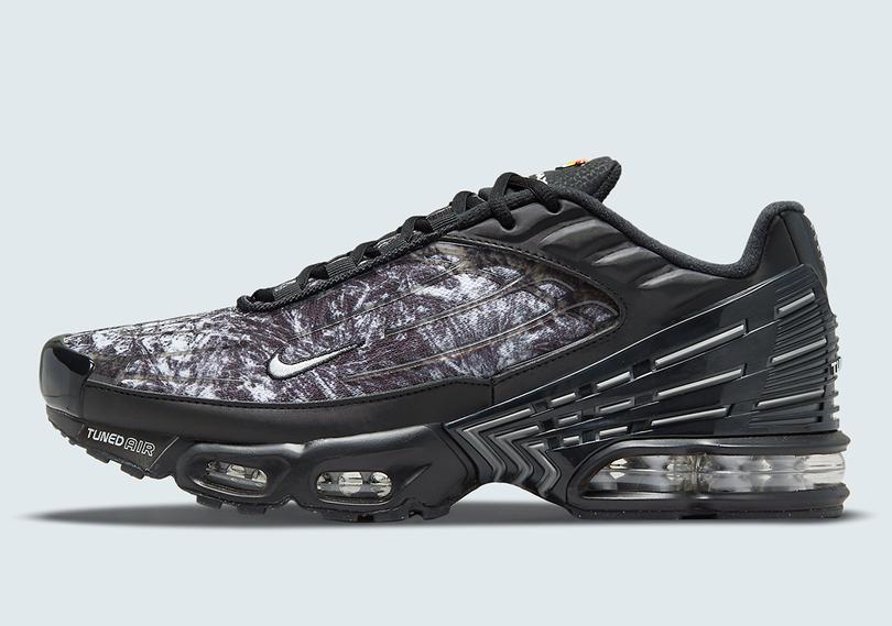 Nike-Air-Max-Plus-3-DO6386-001-8