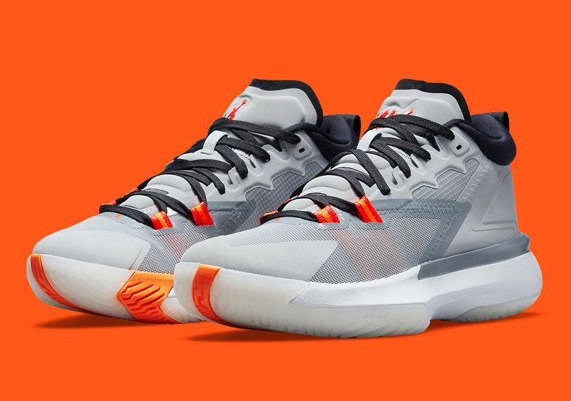 jordan-zion-1-light-smoke-grey-total-orange-DA3130-008-8