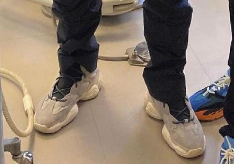 adidas-Yeezy-500-High-Grey-Leak-1