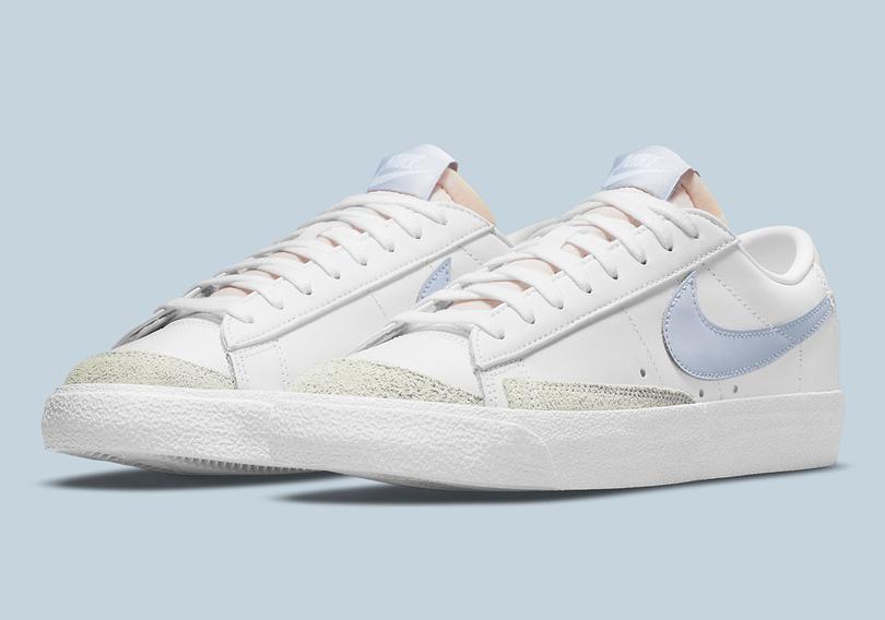 nike-blazer-low-77-wmns-white-white-white-ghost-dc4769-103-4