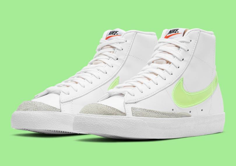 nike-blazer-mid-77-wmns-white-orange-black-volt-dj3050-100-3