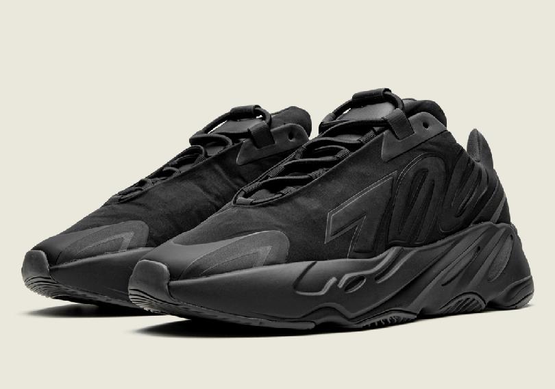 adidas-Yeezy-Boost-700-MNVN-Black-FV4440-5-1