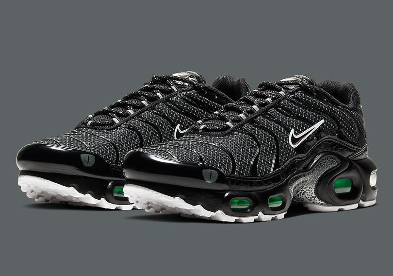 nike-air-max-plus-CV2392-001-6